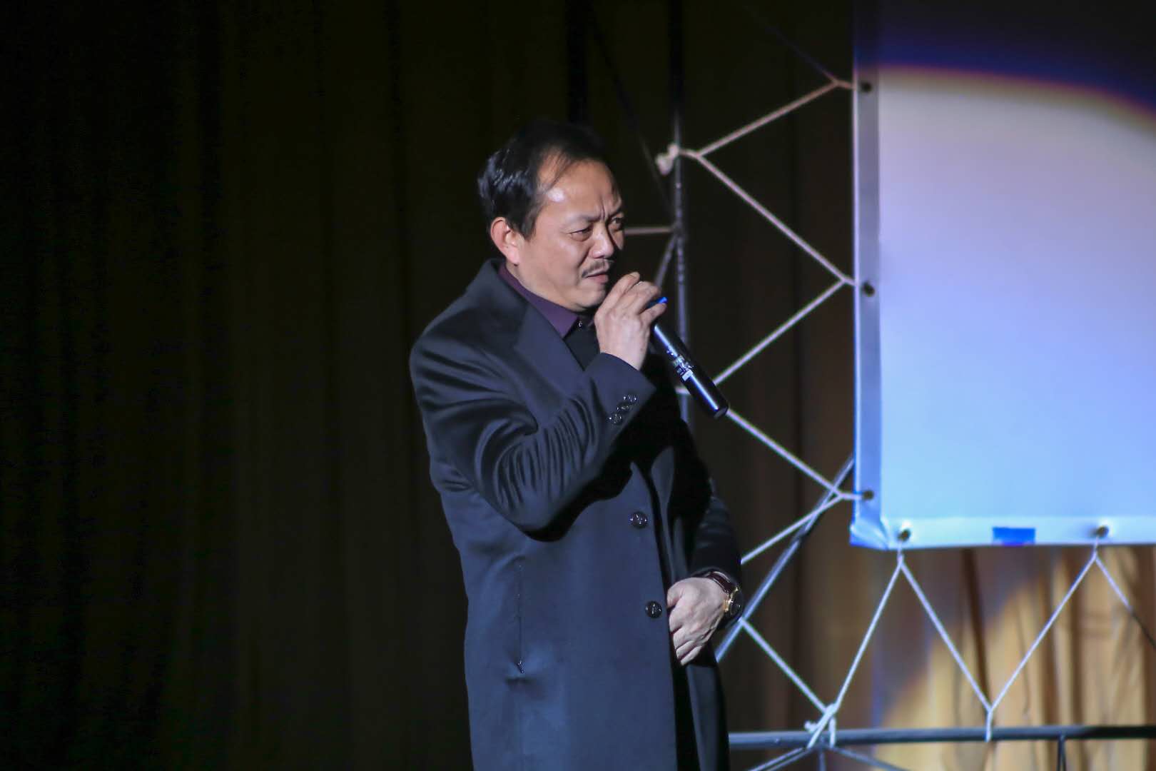 新利luck18(中国)体育·官方网站