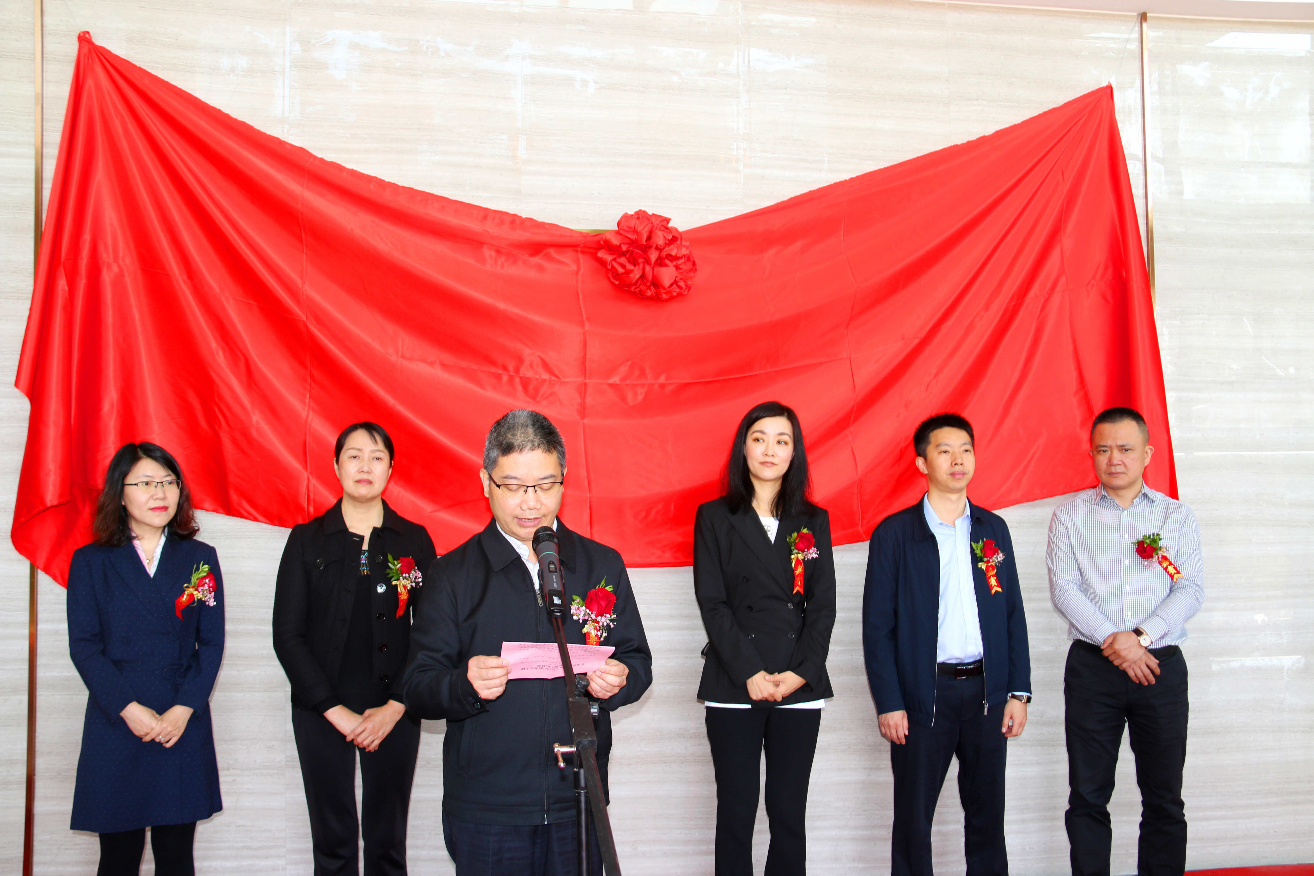 新利luck18(中国)体育·官方网站